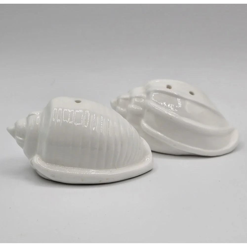 Vintage‎ Rare Sea Shell Salt and Pepper Bone China By Stafford